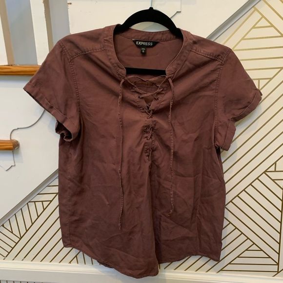 Express Tops - Express Lace Up Top